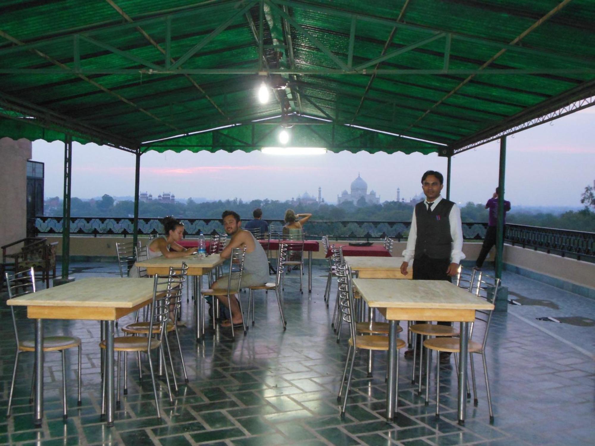 Hotel Taj Plaza, Vip Road, Agra Agra  Eksteriør bilde