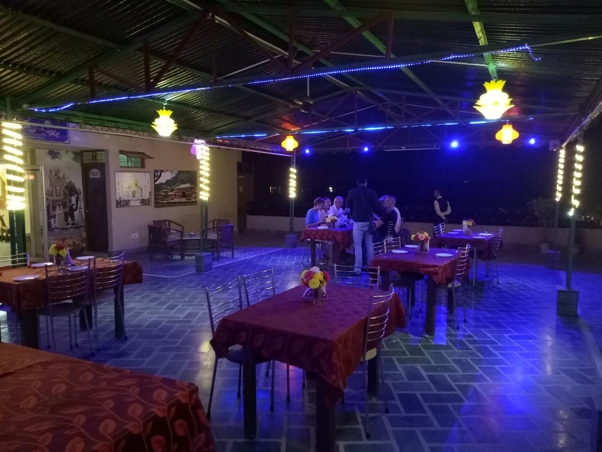 Hotel Taj Plaza, Vip Road, Agra Agra  Eksteriør bilde
