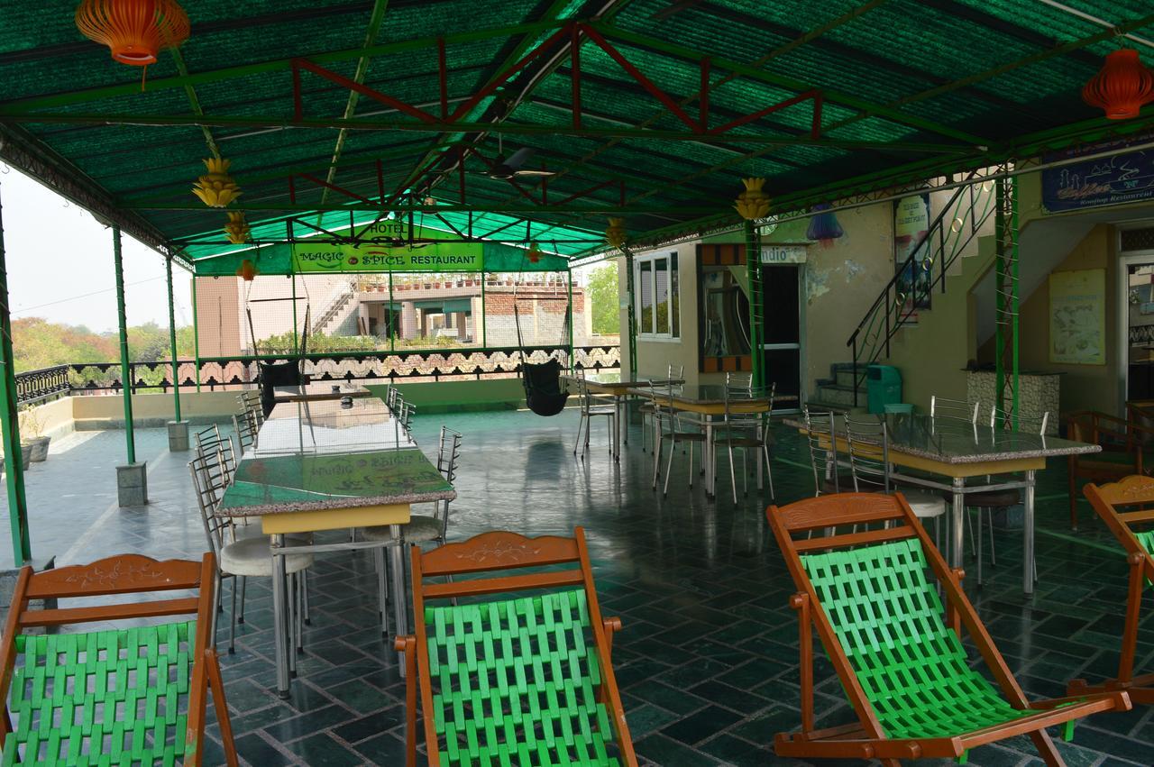 Hotel Taj Plaza, Vip Road, Agra Agra  Eksteriør bilde